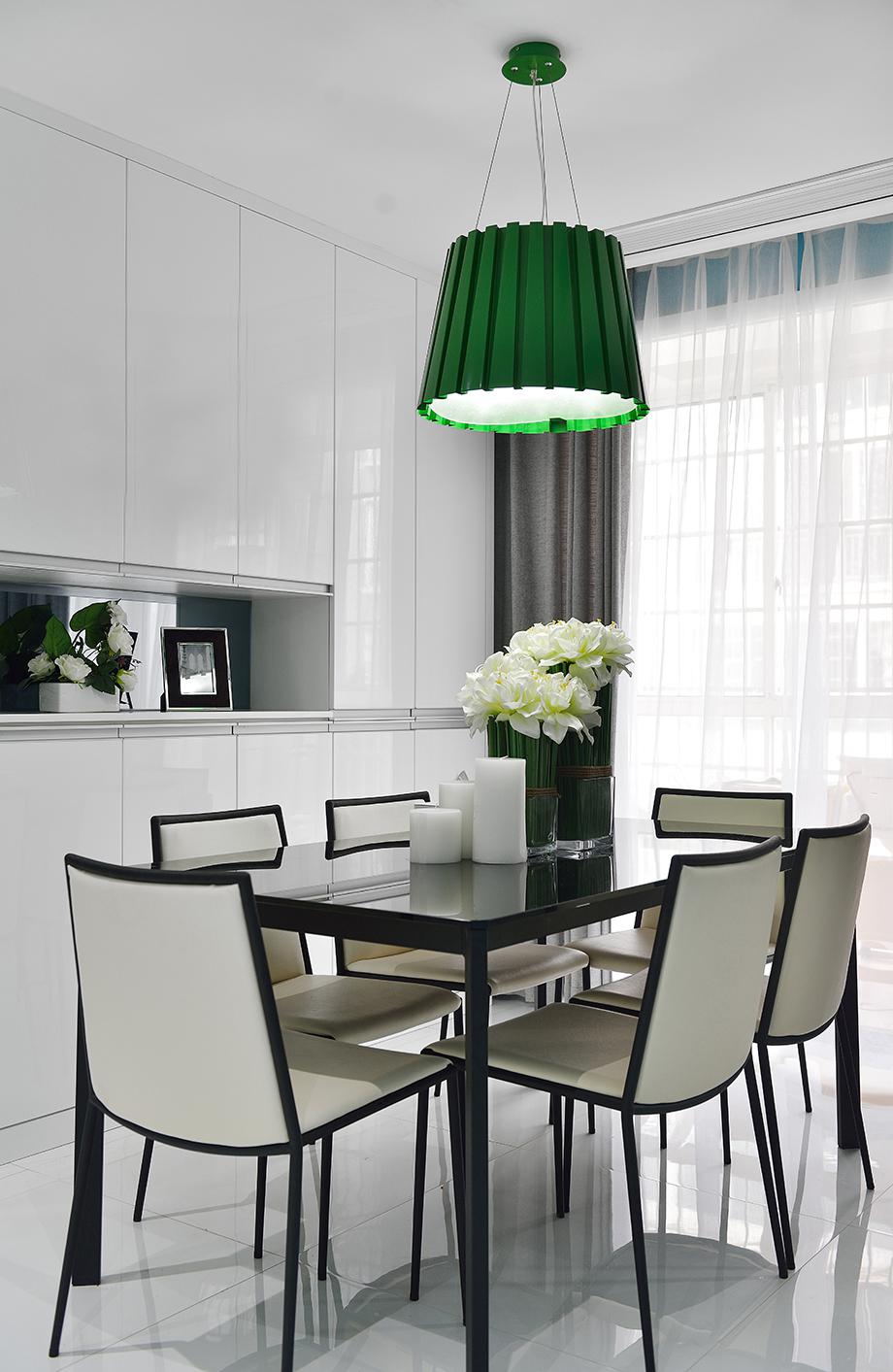 曲江香都148現(xiàn)代簡約