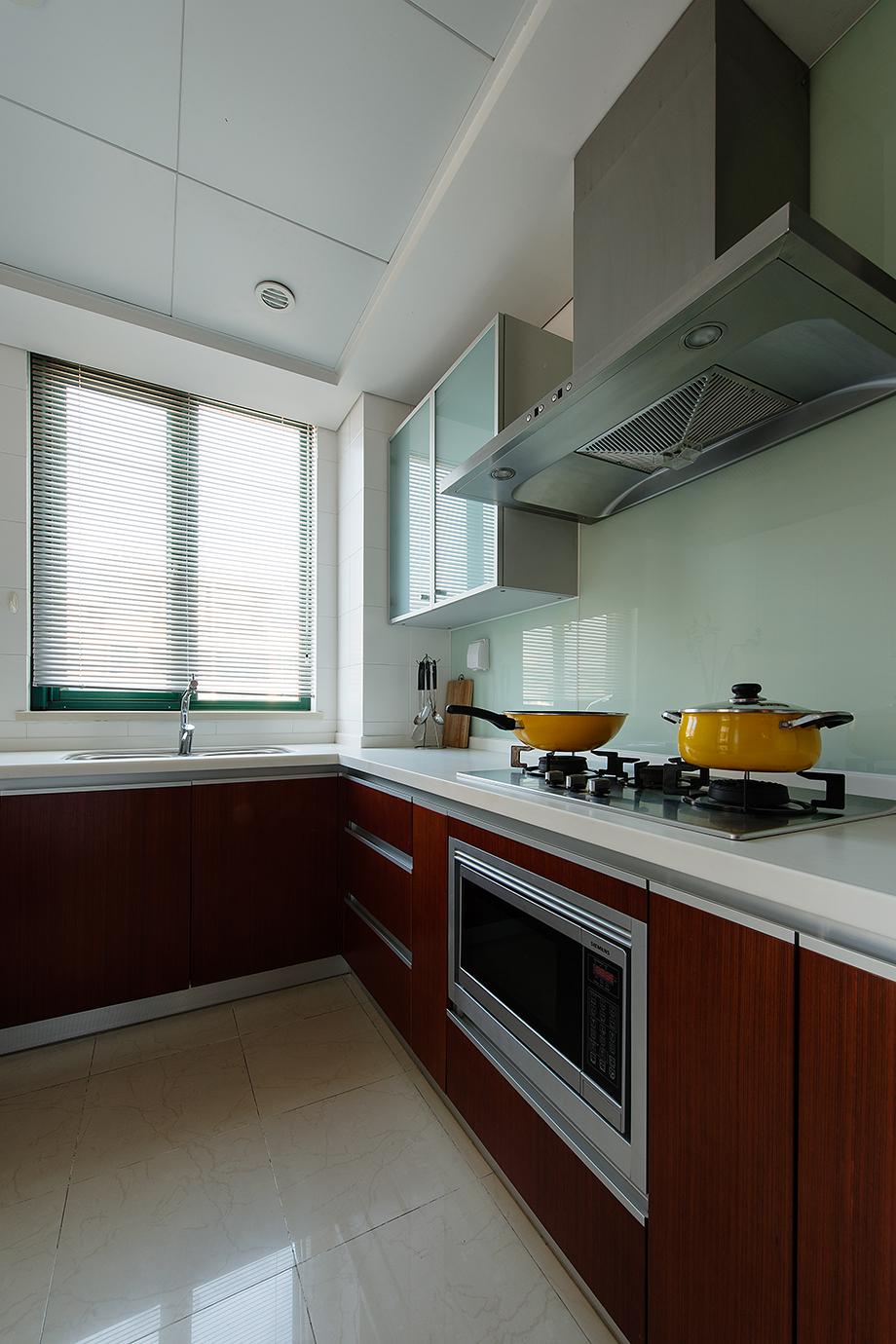 湖城大境180現(xiàn)代簡約