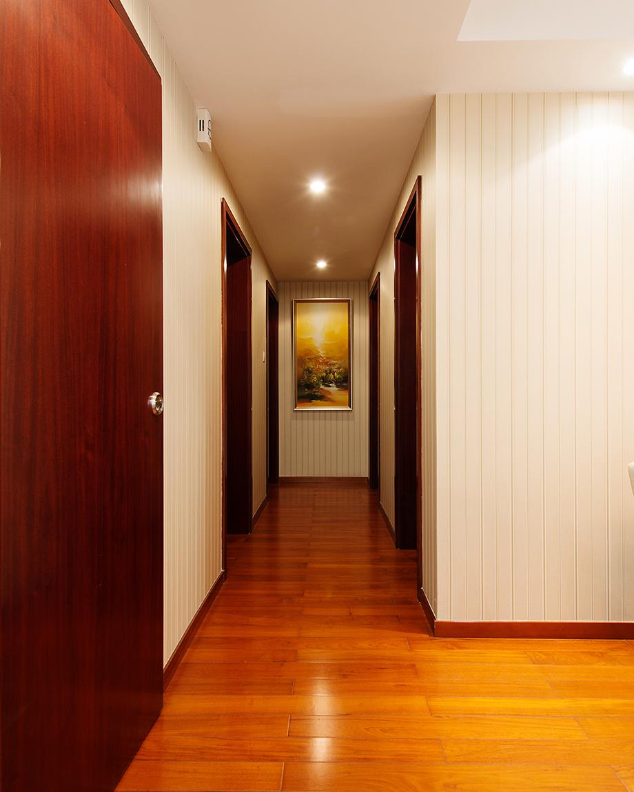 湖城大境180現(xiàn)代簡約