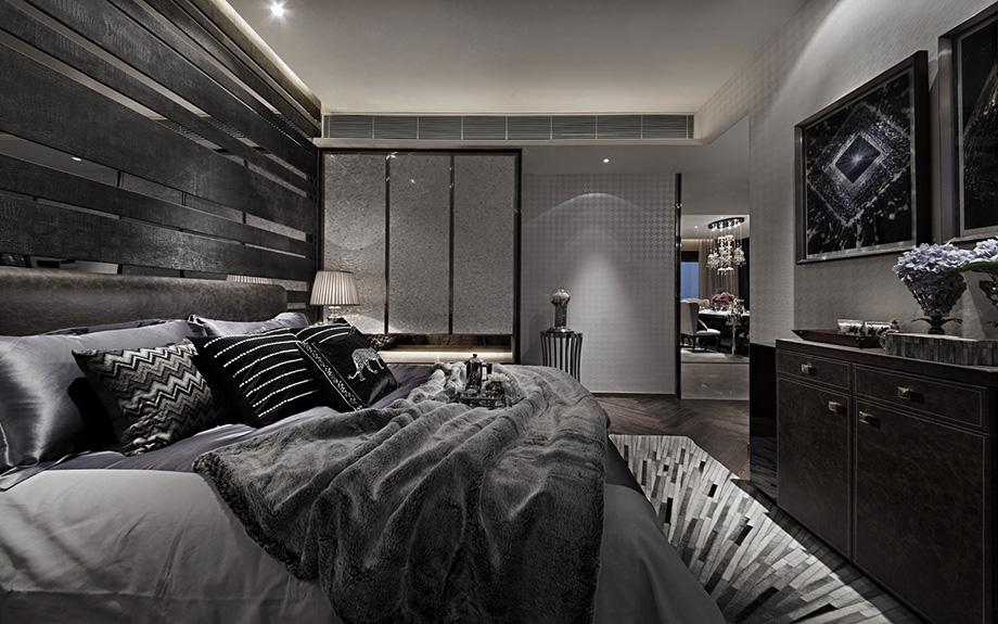 國賓中央?yún)^(qū)130平米現(xiàn)代設(shè)計風(fēng)格