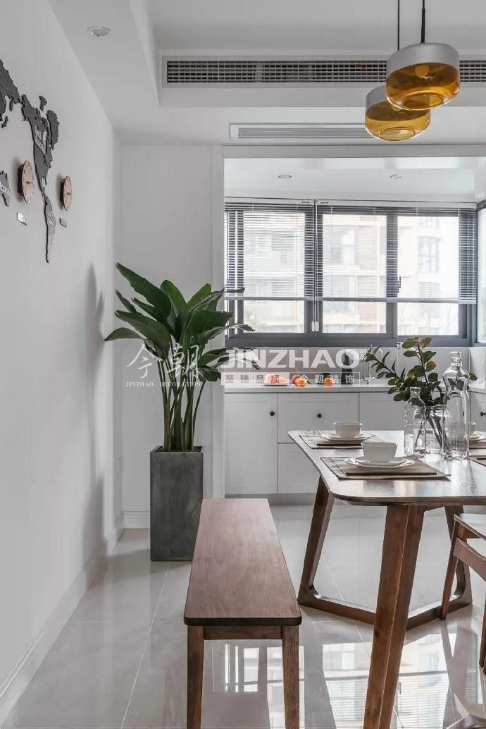 中貿(mào)廣場(chǎng)